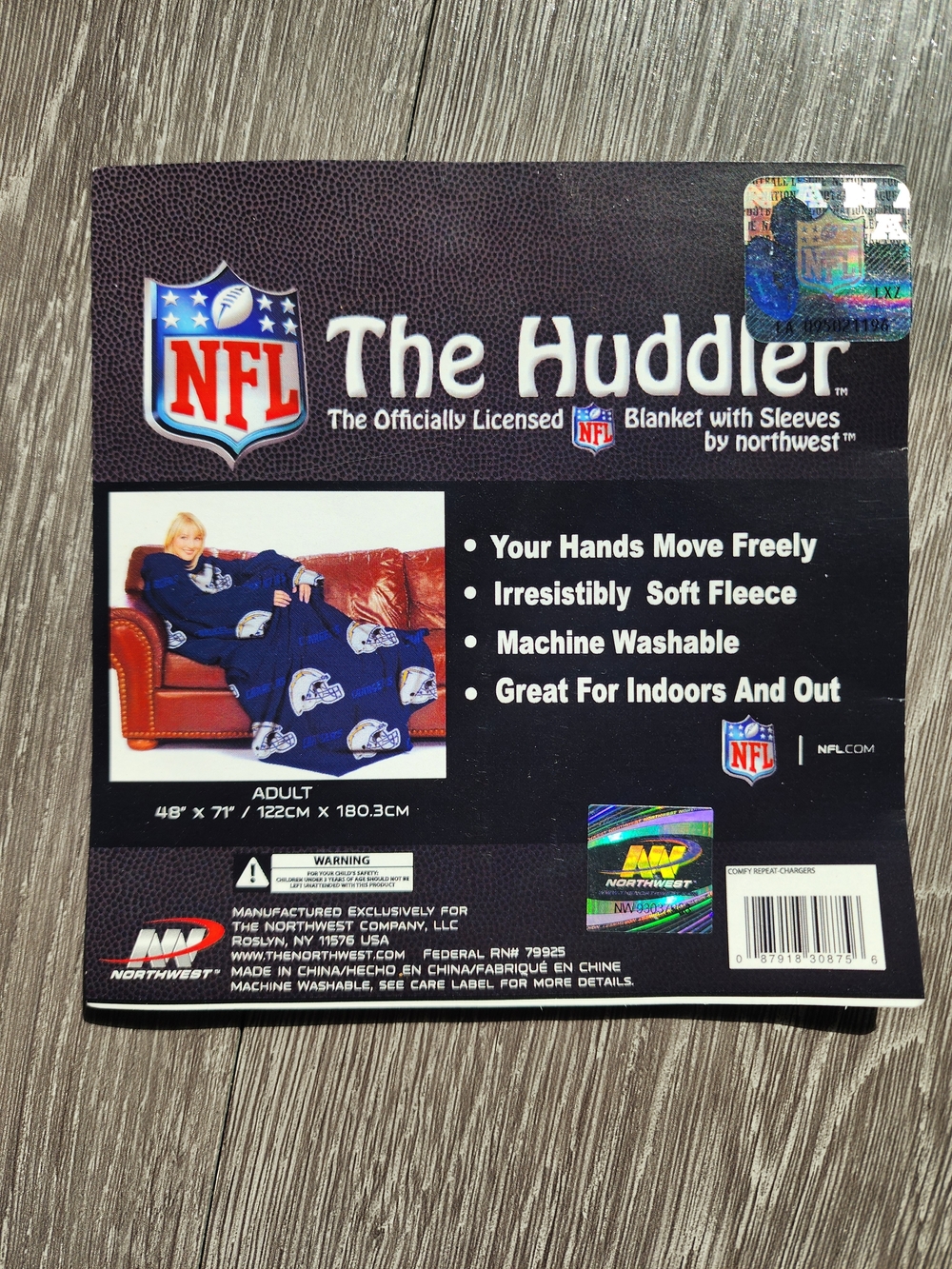 NFL The Huddler Wearable Fleece Blanket, Los Angeles Chargers, 48" x 71", NEW